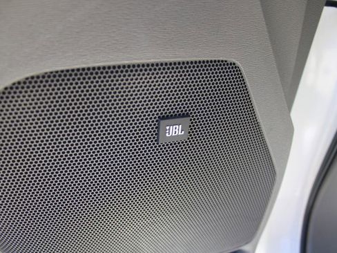 Used 2014 Toyota Sienna Limited w/ Limited Premium Package image 26