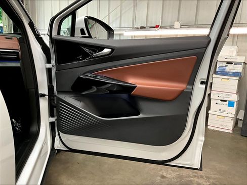 Used 2022 Volkswagen ID.4 Pro S w/ Gradient Package image 26