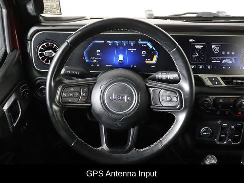 Used 2021 Jeep Wrangler Unlimited Sport AWD/4WD image 7
