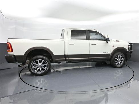 Used 2023 RAM 2500 Limited AWD/4WD image 24