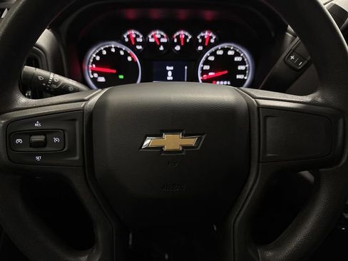 Used 2023 Chevrolet Silverado 2500 Custom w/ Custom Value Package image 15