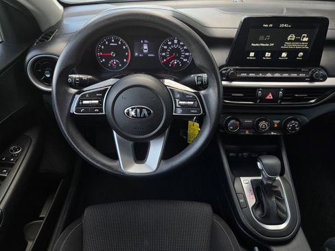 Used 2021 Kia Forte LXS image 11