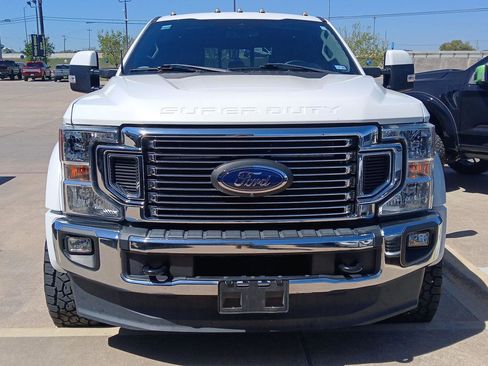 Used 2021 Ford F450 Lariat w/ Lariat Ultimate Package image 3