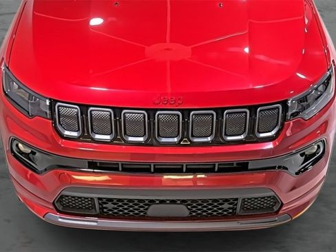 Used 2022 Jeep Compass High Altitude image 16