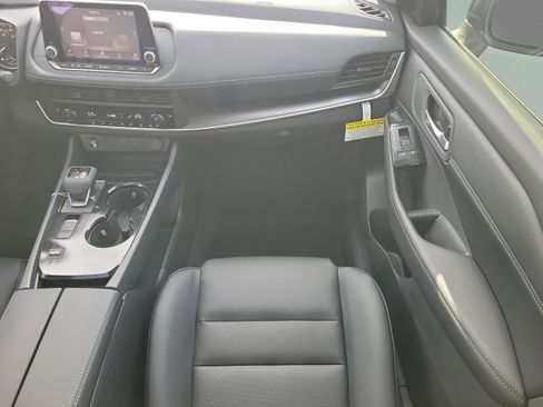 New 2026 Nissan Rogue SV image 11