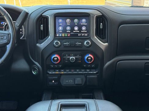 Used 2022 GMC Sierra 2500 Denali AWD/4WD image 14