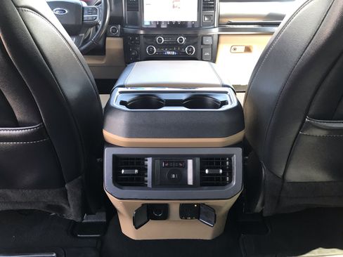 Used 2024 Ford F350 Lariat w/ Sport Appearance Package image 21