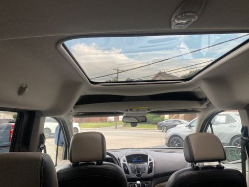 Used 2016 Ford Transit Connect Titanium FWD image 17
