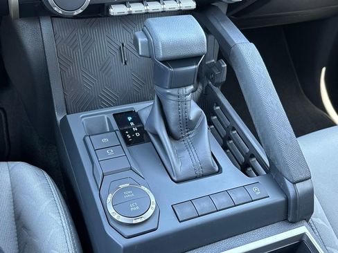 New 2026 Toyota Tacoma SR5 RWD image 21