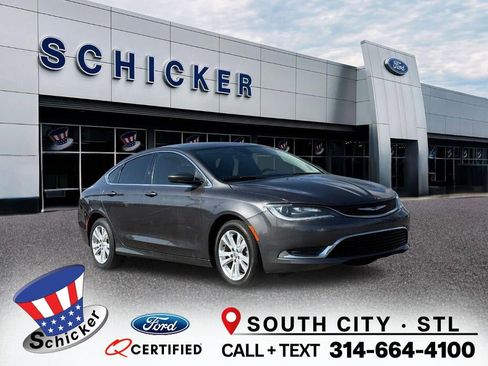 Used 2016 Chrysler 200 Limited FWD image 1