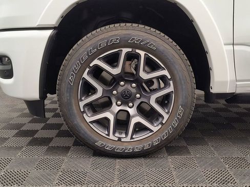 Used 2026 RAM 1500 Laramie AWD/4WD image 11