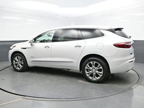 Used 2020 Buick Enclave Avenir w/ Avenir Technology Package image 4