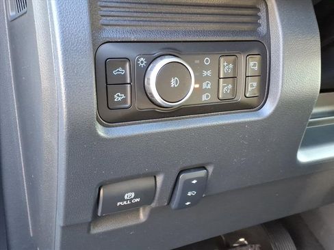 New 2026 Ford F250 Lariat w/ Black Appearance Package image 23