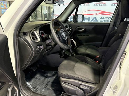 Used 2021 Jeep Renegade Latitude w/ Sun & Sound Group FWD image 25