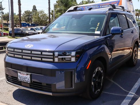 Used 2025 Hyundai Santa Fe SEL image 8