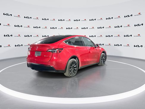 Used 2023 Tesla Model Y Long Range image 8