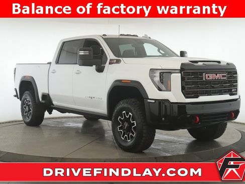 Used 2026 GMC Sierra 2500 AT4X image 1