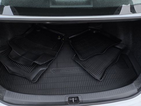 Certified 2025 Toyota Corolla LE image 23