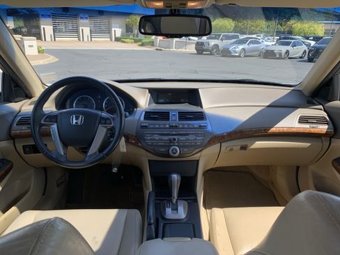 Used 2010 Honda Accord EX-L image 30