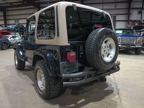 Used 2002 Jeep Wrangler Sahara AWD/4WD image 24