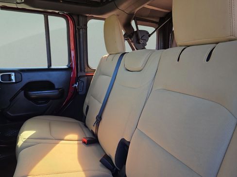 Used 2021 Jeep Wrangler Unlimited Sport image 42