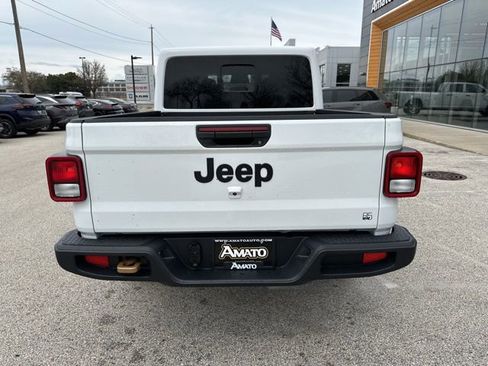 New 2026 Jeep Gladiator Sport AWD/4WD image 7