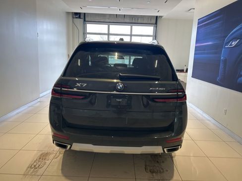 Used 2023 BMW X7 xDrive40i w/ Parking Assistance Package image 15