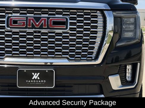 Used 2021 GMC Yukon Denali w/ Denali Ultimate Package AWD/4WD image 4