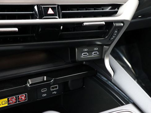 New 2026 Lexus RX 350 AWD image 25