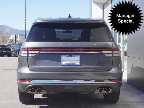 Used 2023 Lincoln Aviator Reserve w/ Equipment Group 201A image 6