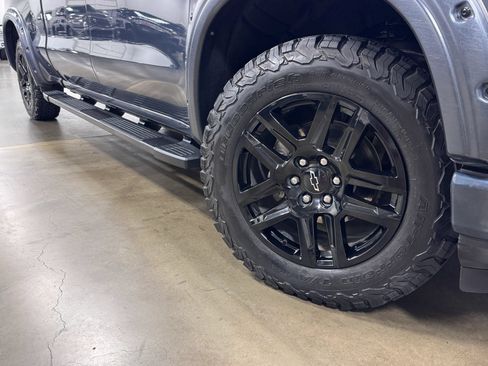 Used 2022 Chevrolet Silverado 1500 RST AWD/4WD image 19