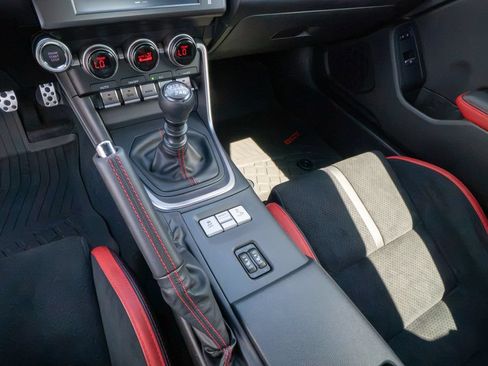 Used 2025 Subaru BRZ Limited w/ Popular Package 2 RWD image 13