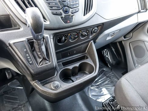 Used 2018 Ford Transit 150 XL RWD image 17