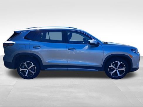 New 2025 Volkswagen Tiguan SE FWD image 4