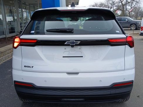 New 2027 Chevrolet Bolt LT w/ Comfort Package FWD image 24