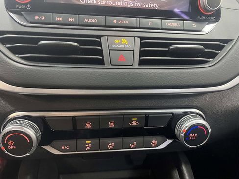 Used 2025 Nissan Altima 2.5 S image 19