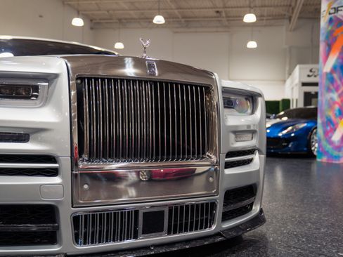 Used 2020 Rolls-Royce Phantom Sedan RWD image 38