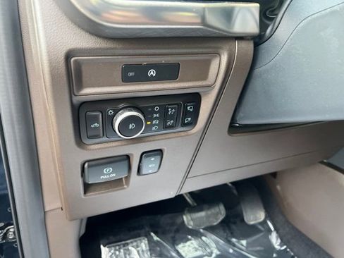 Used 2025 Ford F150 King Ranch AWD/4WD image 22