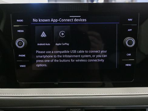 Used 2025 Volkswagen Taos SEL w/ Black Wheel Plus Package image 28