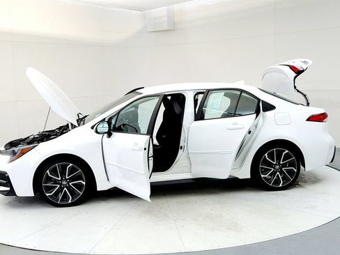 Used 2020 Toyota Corolla SE FWD image 10