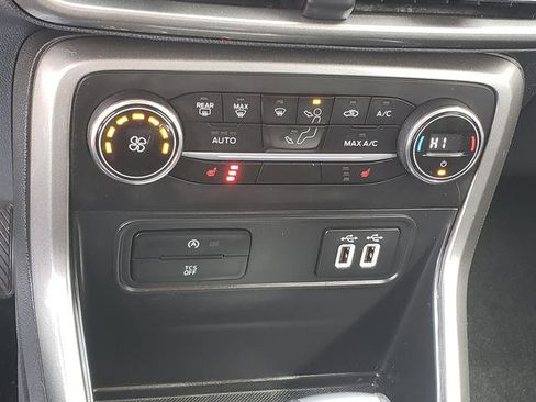 Used 2020 Ford EcoSport SE image 25