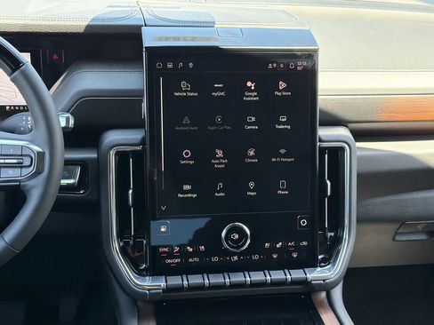 New 2026 GMC Yukon Denali w/ Denali Reserve Package RWD image 4