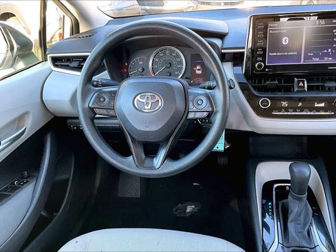 Certified 2021 Toyota Corolla LE image 5