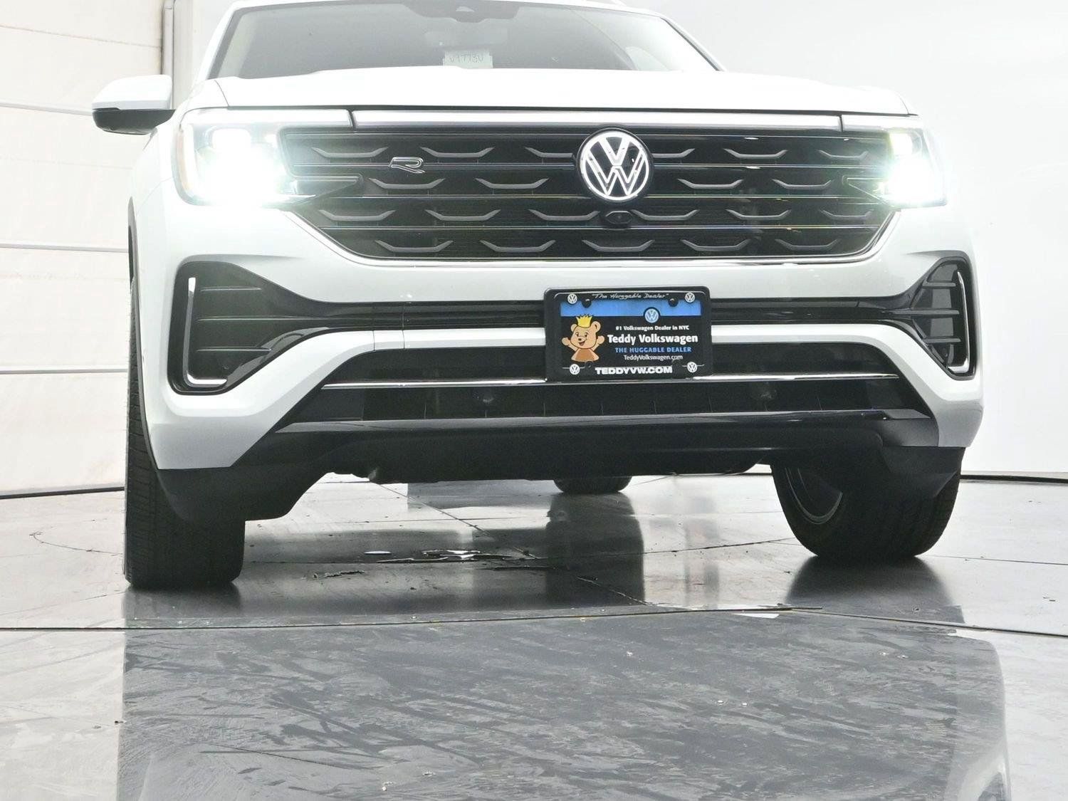 Used 2026 Volkswagen Atlas SEL Premium R-Line AWD/4WD image 35