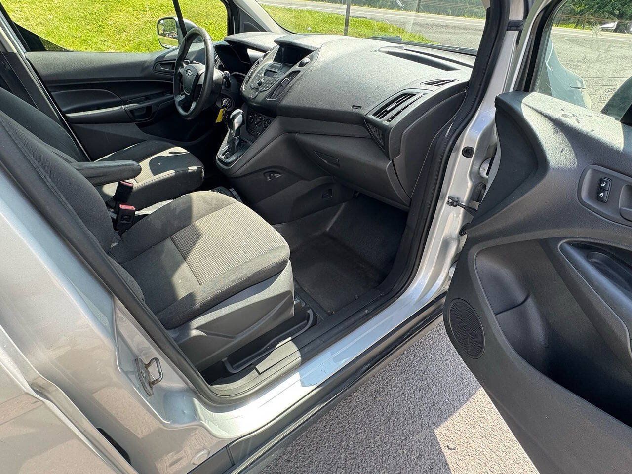 Used 2014 Ford Transit Connect XL FWD image 11