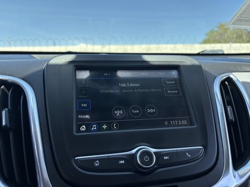 Used 2019 Chevrolet Equinox LT FWD image 21