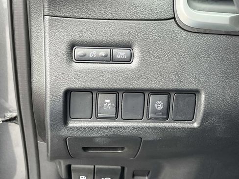 Used 2021 Nissan Murano SV image 28