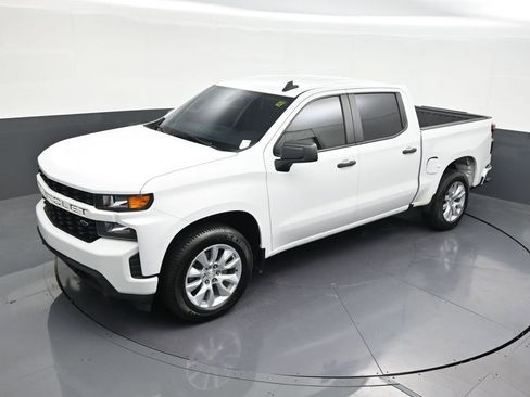 Used 2020 Chevrolet Silverado 1500 Custom w/ Custom Value Package RWD image 15