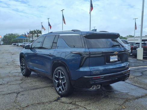 New 2026 Chevrolet Traverse High Country w/ LPO, Floor Liner Package FWD image 3