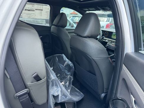 New 2025 Hyundai Santa Cruz Limited image 13